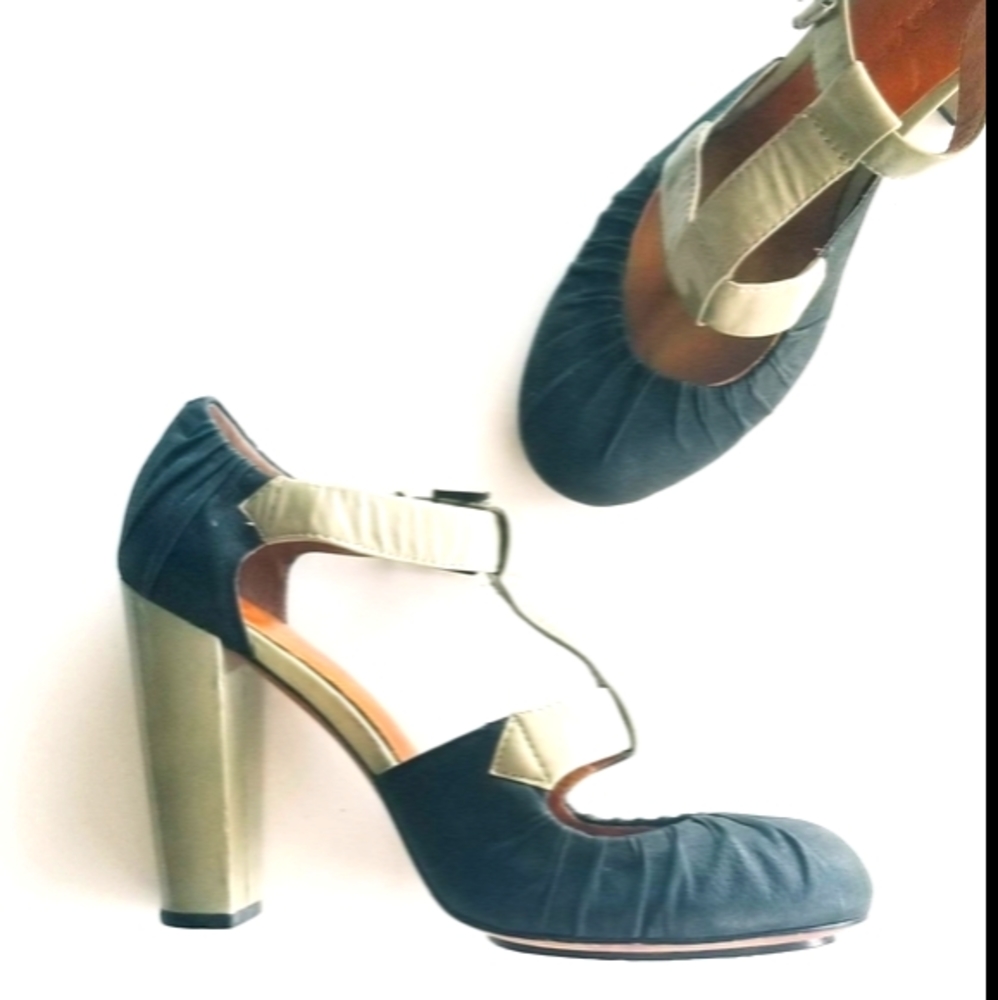 Modern Vintage Leather Mary Jane Heels 2 - Picture 6 of 10